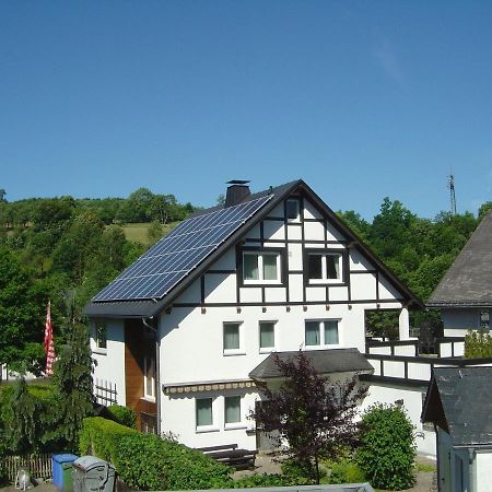 Apartment In Assinghausen With A Sun Terrace Luaran gambar