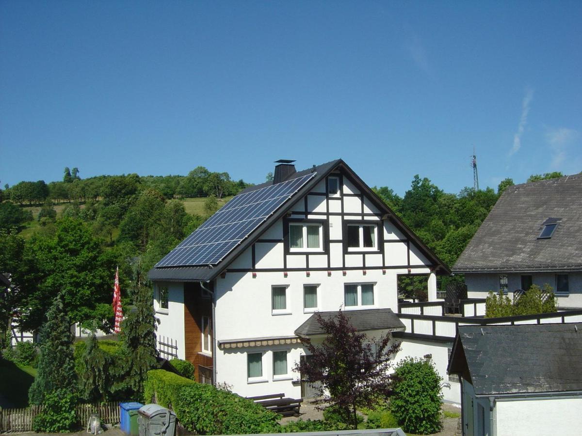 Apartment In Assinghausen With A Sun Terrace Luaran gambar